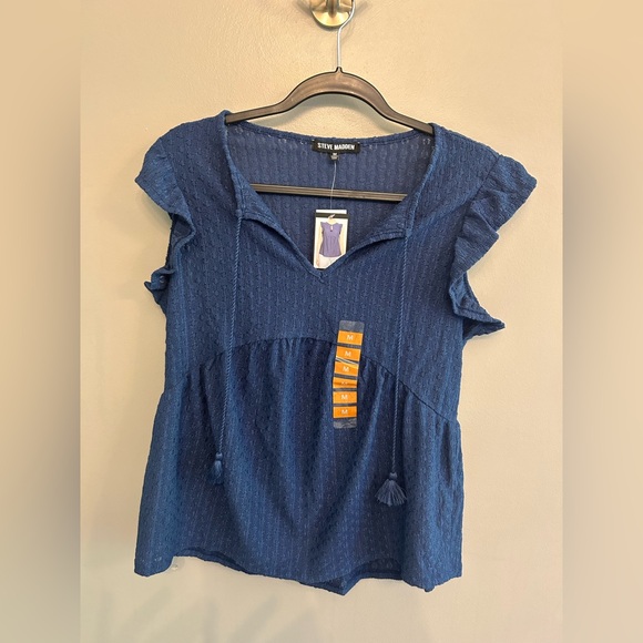 Steve Madden Tops - NWT Steve Madden Y2K blue Steve Textured Cap Sleeve Top tassel ties size M